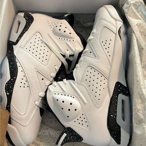 Jordan 6’s Reverse